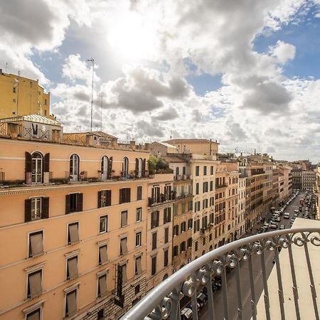 Appartement Cavour Attic With Terrace à Rome Extérieur photo