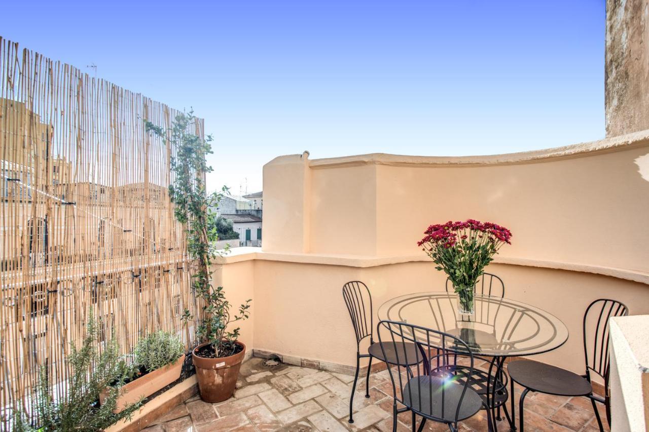 Appartement Cavour Attic With Terrace à Rome Extérieur photo
