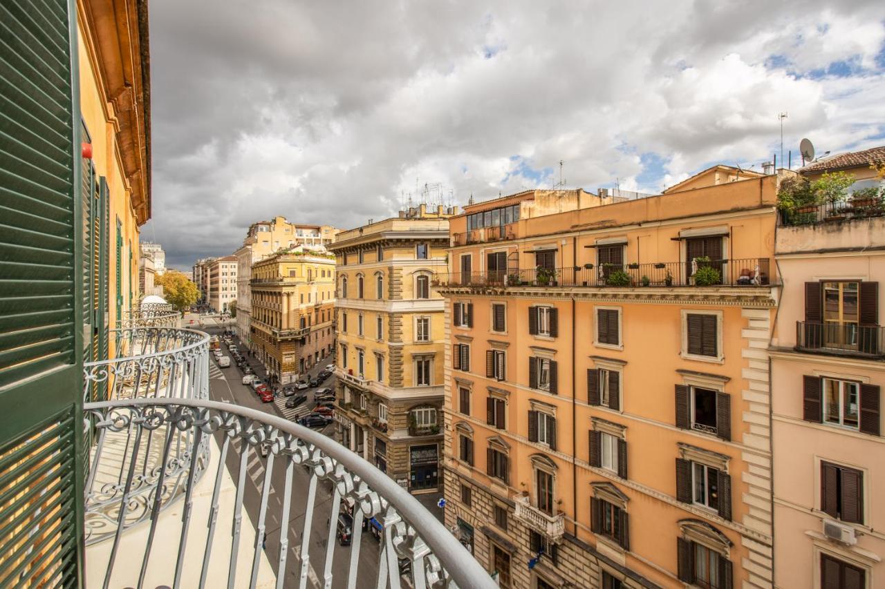 Appartement Cavour Attic With Terrace à Rome Extérieur photo