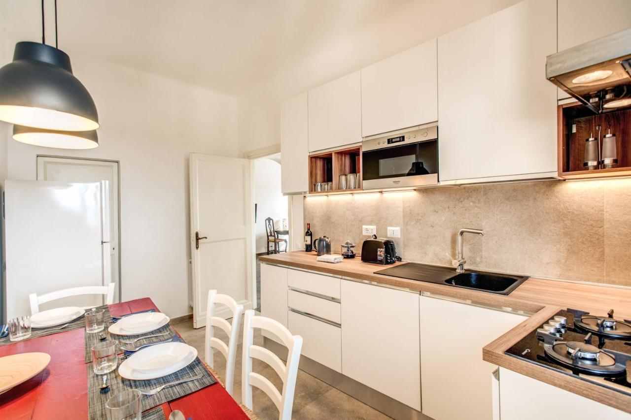 Appartement Cavour Attic With Terrace à Rome Extérieur photo